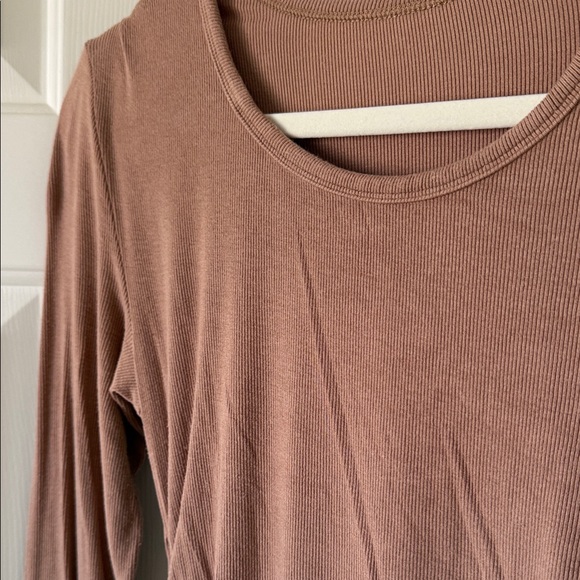 Stretchy Rouched Brown Ruched Dress - Picture 3 of 3